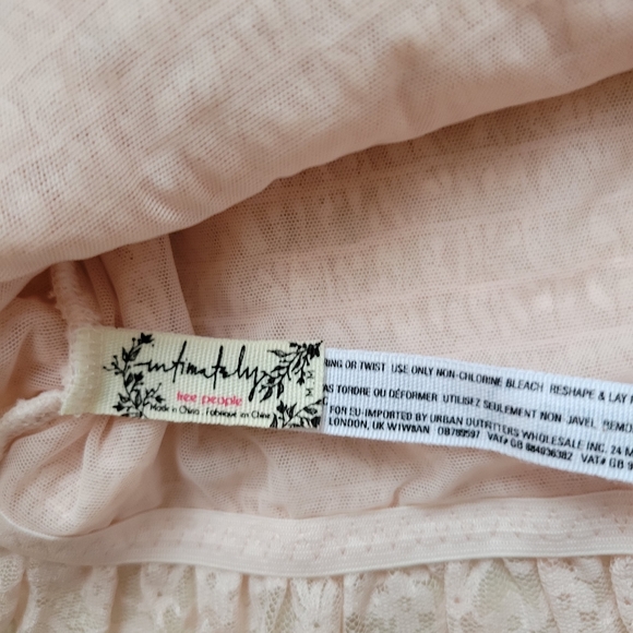 Free People Intimately 2  lace tube bras size L & M - Picture 4 of 5